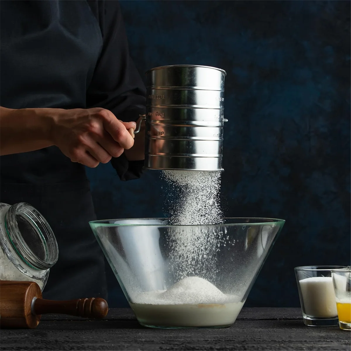 2025+ Flour Sifter for Baking, Stainless Steel 3 Cup Flour Sifter with Rotary Hand Crank, Fine Mesh and Agitator Flour Duster