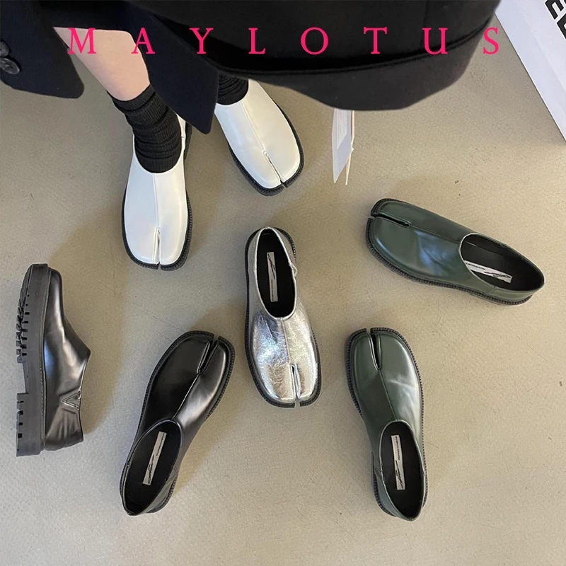 Thick sole Tabi Ninja Shoes Women Split Toe Flats Trotters Mocasines Mujer Solid PU Leather Loafers Femmes Slip On Slides