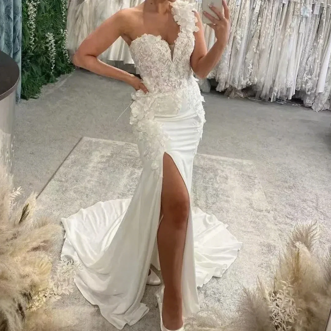 

One Shoulder Lace Appliques Flowers Bridal Gowns New Luxury Sexy Slit Mermaid Wedding Dress Customized 2025