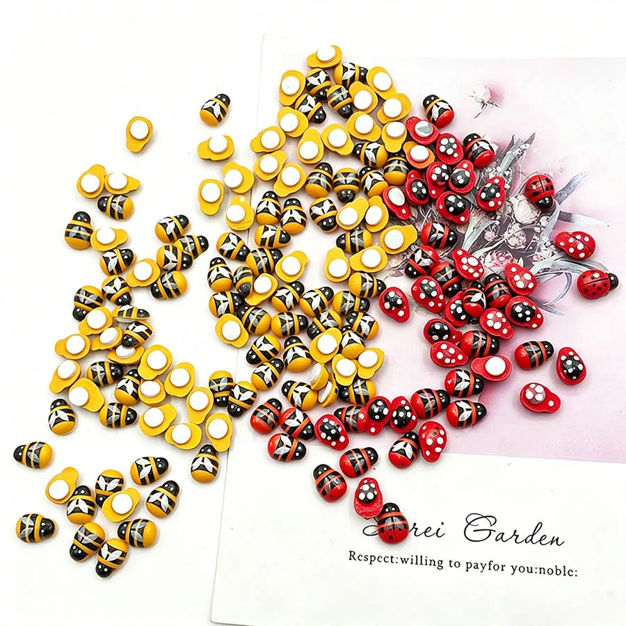 100Pcs Cute Wooden Bee Ladybug Miniature Ornaments DIY Craft Embellishments for Scrapbooking Card Making Home Party Decoration