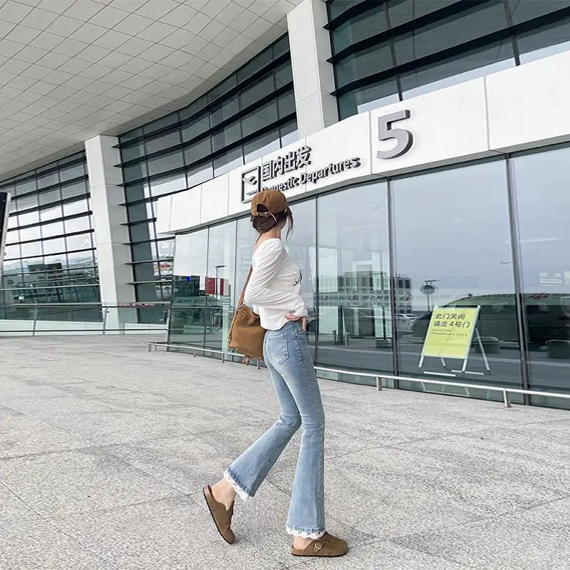 New Spring Autumn Slim Fit and Slimming Temperament Jeans for Women High Waist Cute Lace Flared Pants Blue Gothic Denim Trousers