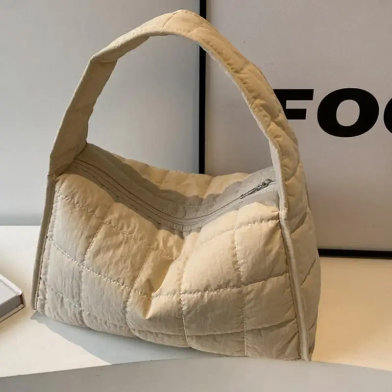 

340D Practical Handbag Quilted Puffer Bag Perfect for Commuting School and Everyday Use Large Storage Space
