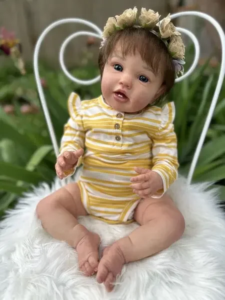 DLS dostosowana ograniczona dostawa 24-calowa odrodzona lalka Lottie z ręcznie ukorzenionymi włosami już gotowa lalka z inną sukienką