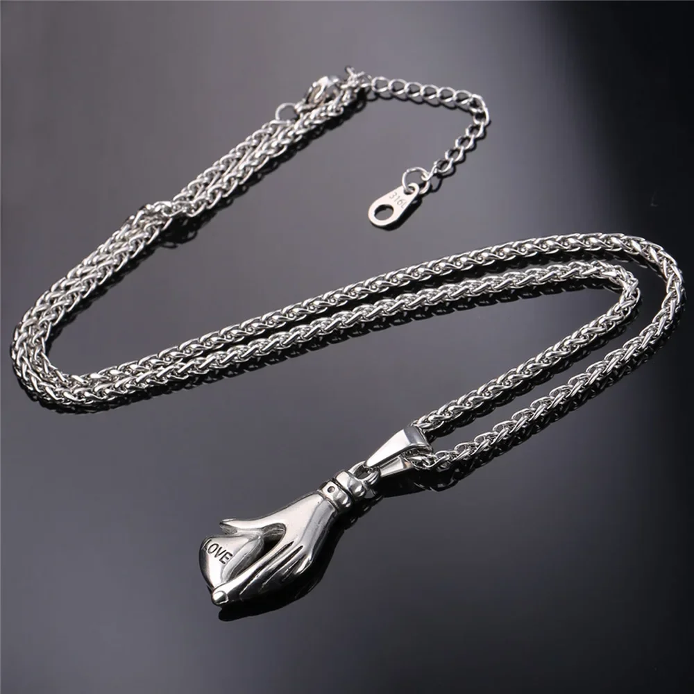 Fashion Stainless Steel Heart in Hand Pendant Necklace for Women Daily Necklace Birthday Party Romantic Gift