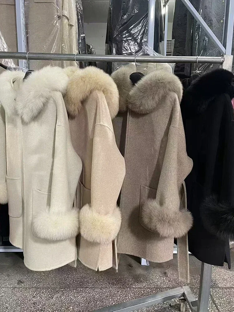 Abrigo con capucha de plumas de piel para mujer, cárdigan holgado de manga larga con solapa y bolsillo con cordones, prendas de vestir cálidas de piel sintética para invierno, nuevo