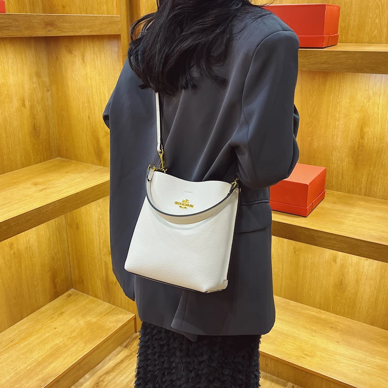 

Executive Style Messenger Bag For Women - Minimalist Crossbody Vintage Leather Tote Designer Commuter Large Capacity