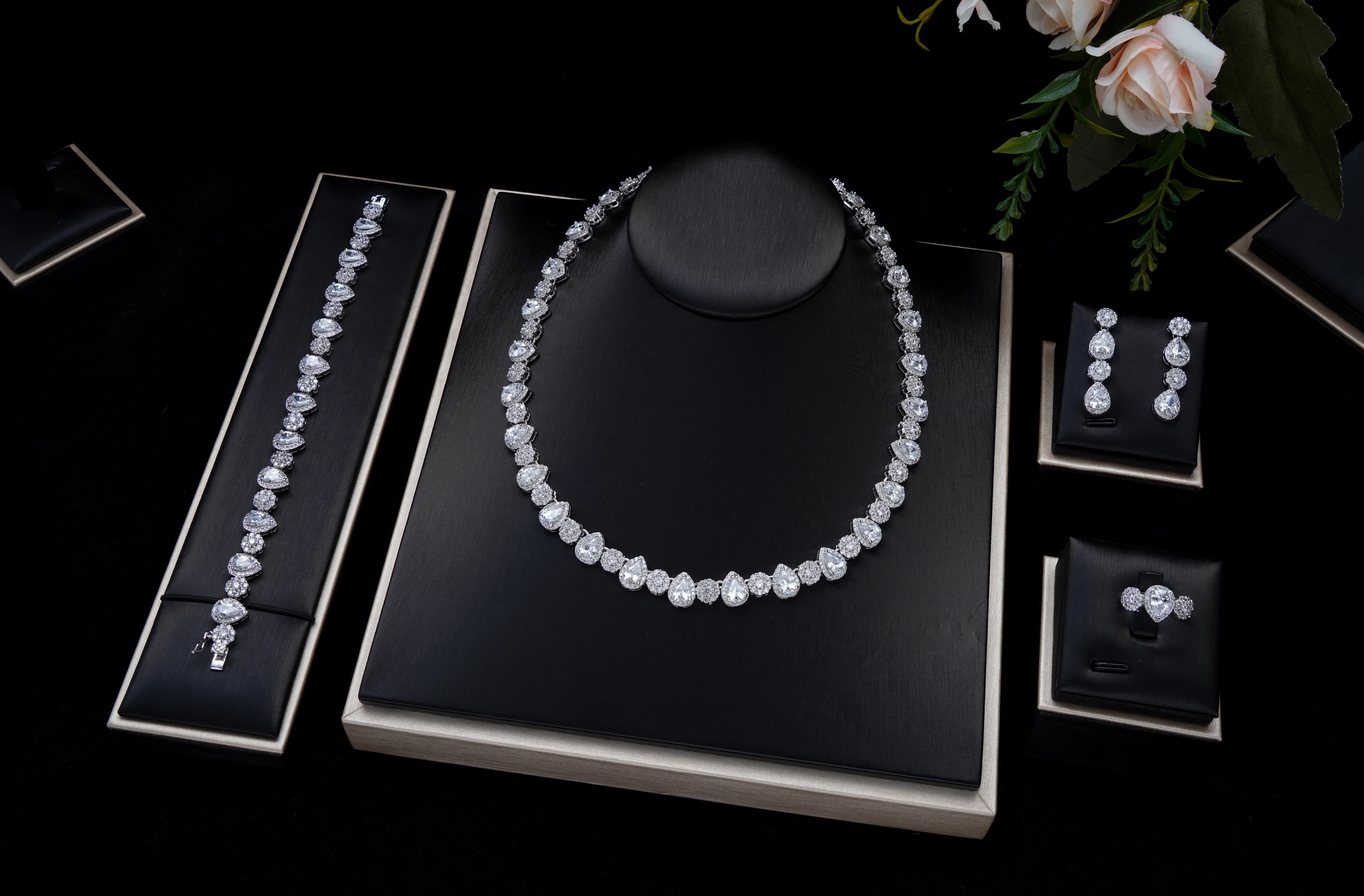 【Hot Seller】Exquisite African & Middle Eastern Big Set - Stunning Zirconia Jewelry for Wedding Parties & Gifts!