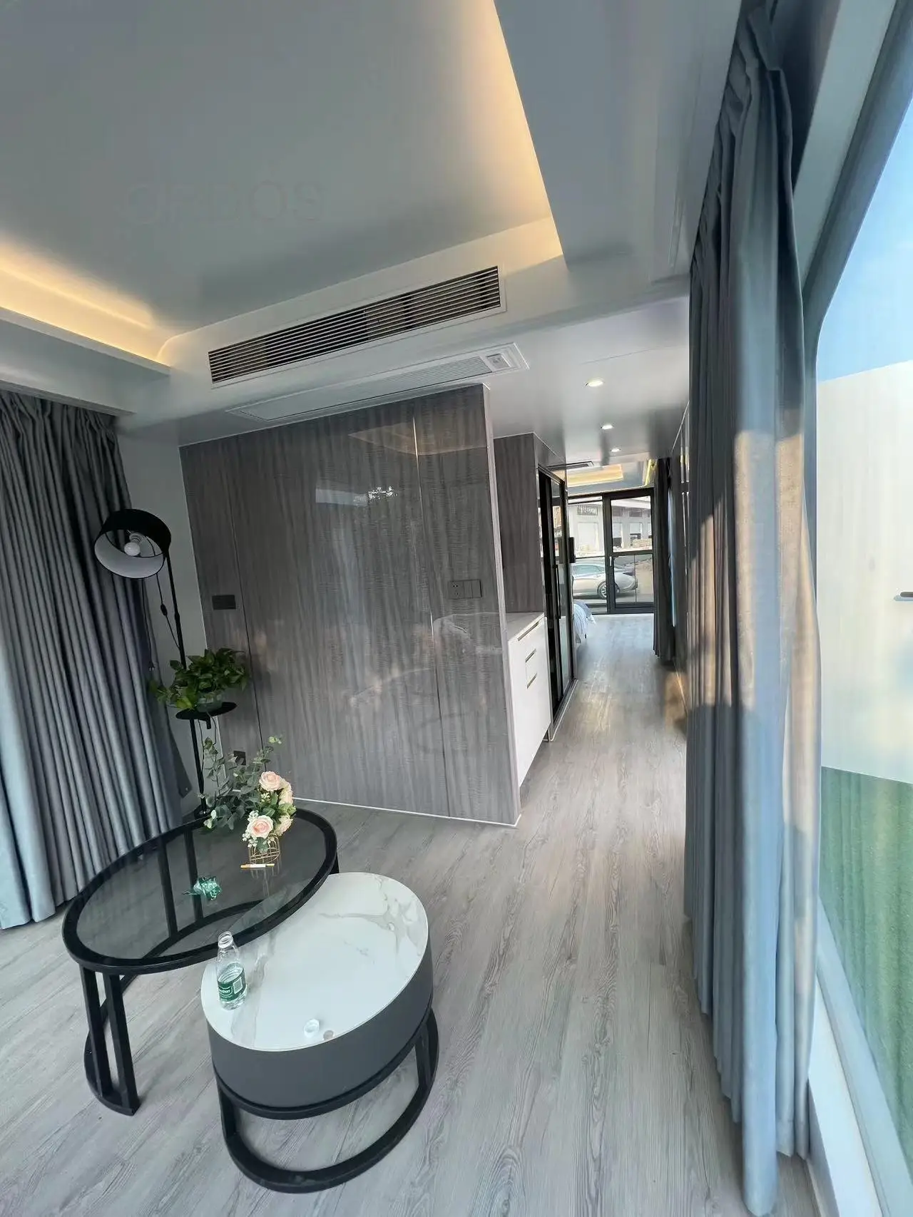 High Quality Luxury Tiny Casas Prefabricated Steel Space Capsule Modern Industrial Mobile House Villa Hotel Outdoor Cheap Mobile