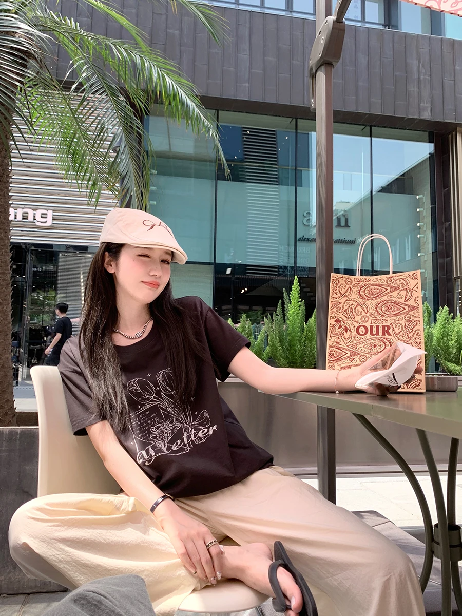 

YANUOYU Повседневная свободная футболка с коротким рукавом и круглым вырезом для женщин, винтажный стиль, для работы и отдыха, модная, из смесового хлопка и полиэстера, летний топ