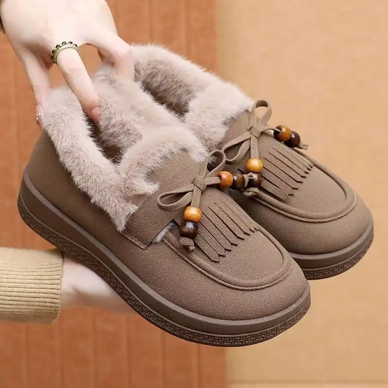 Women Winter Low To… - image