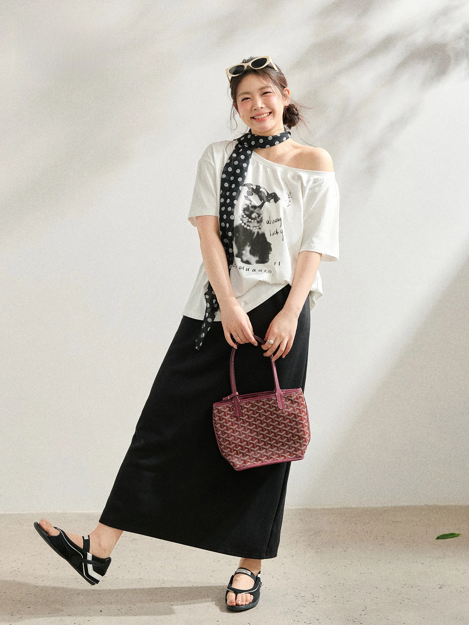 

Zhang Da plus Size Women's Fashion Korean Style Slimming Lazy Shoulder Loose Short Sleeve T-Shirt Black Half Skirt Set