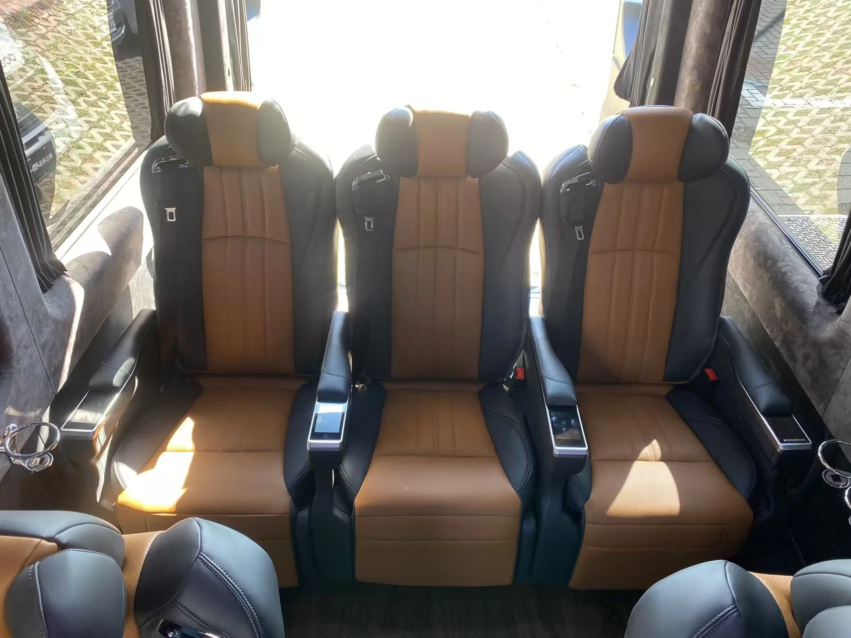 Factory Direct Sale  Luxury Van Three -seat Bench Four-seat Bench  for Sprinter HIACE for Vclass for Metris VITO W447