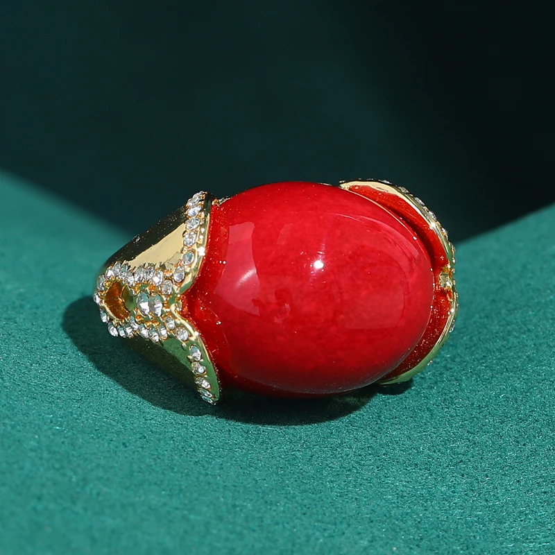 

Vintage Large Red Oval Agate Rings Antique Gold Plated Rhinestone Beads Charm 2026 Lady Jewelry Art Deco Luxury Elegant Wedding