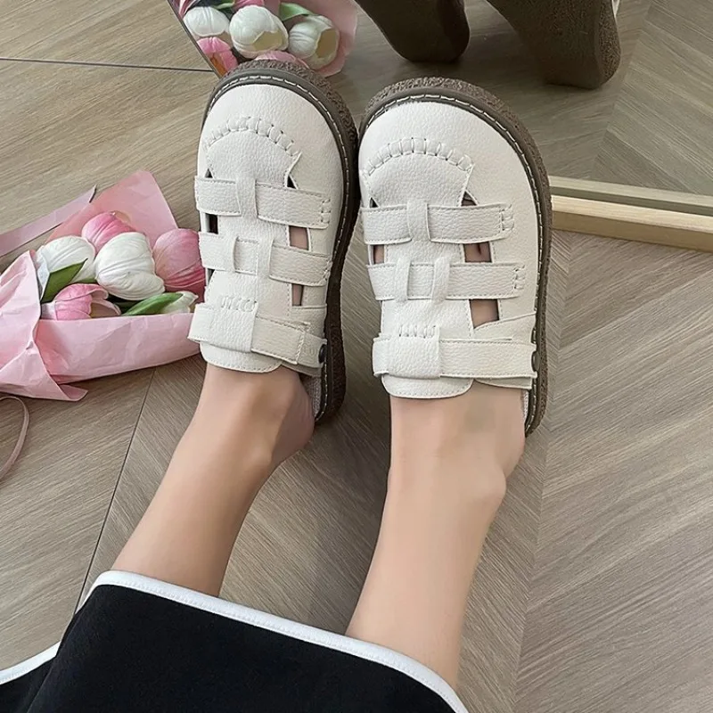 Leisure Women's Sandals Minimalist Woven Bun Toe Thick Sole Slippers 2024 New Summer White Versatile Roman Shoes image 4
