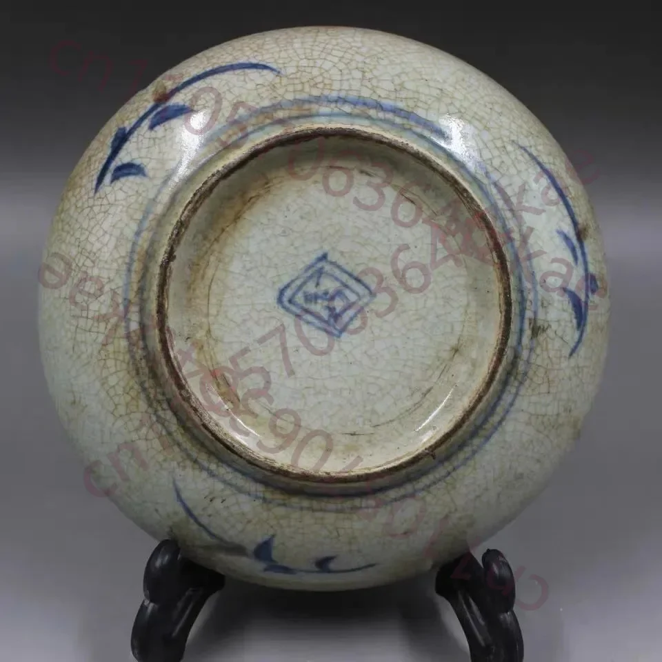 Collection of Blue and White Glazed Red Sliced Flower Pattern Plate Ornaments