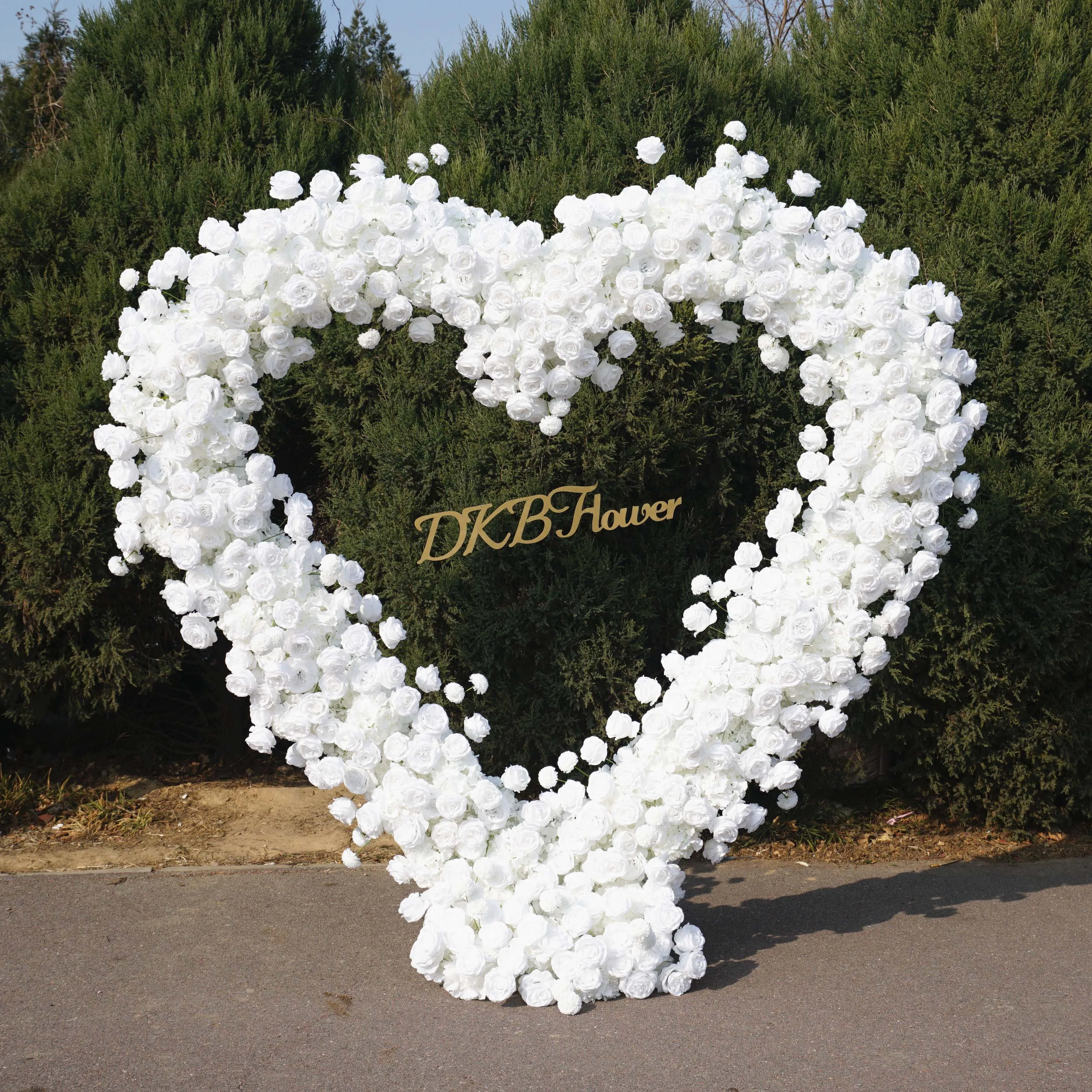 

Factory Hot Sale Heart-Shaped White Roses Arch Flower Decoration Wedding Arch For Home Garden Weddings