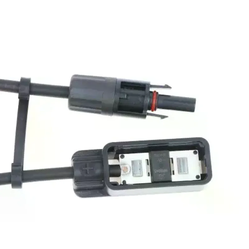 PV Panel Junction Box 1500V 30A IP65 Waterproof Solar Connector Adaptor for Marine Solar Power System Connection
