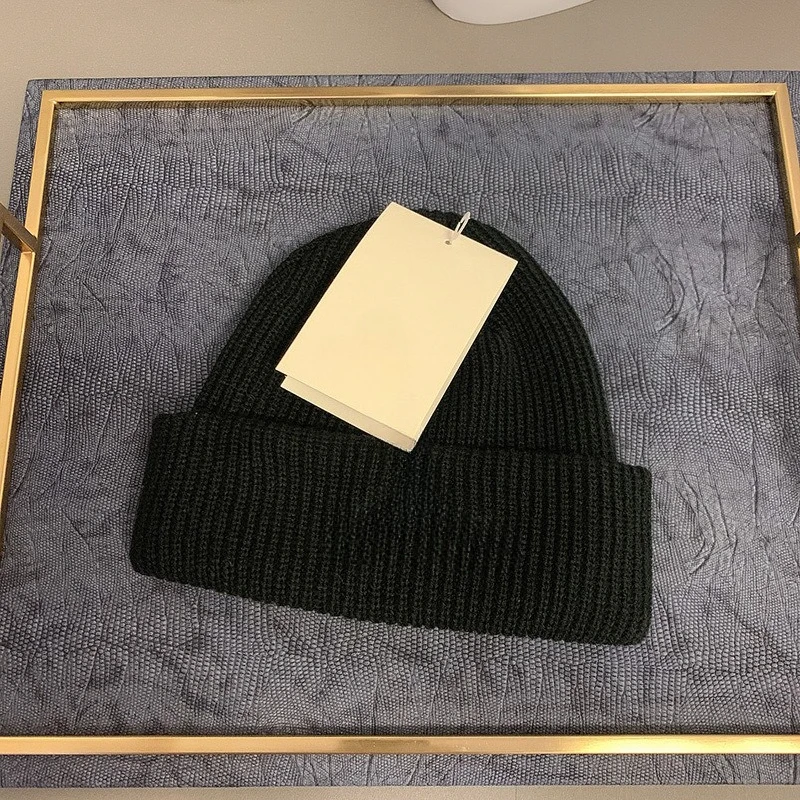 韓国風ファッションストリートウェア刺繍ビーニー - ユニセックスレターニットハット、暖かいイヤーマフ＆カジュアル防寒帽子