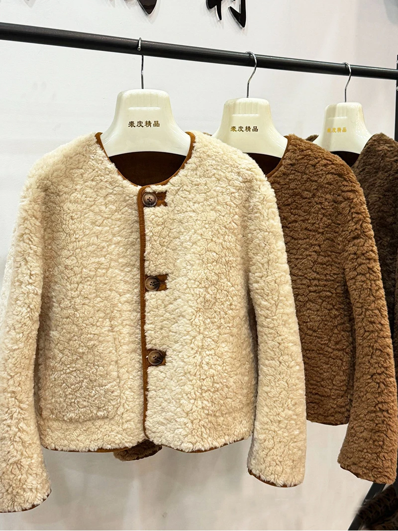 ZADORIN Chic Double Faced Short Brown Faux Fur Coat Woman Fall Winter Warm Lamb Fur Faux Coats Teddy Coat Woman Fur Jackets Tops view 4