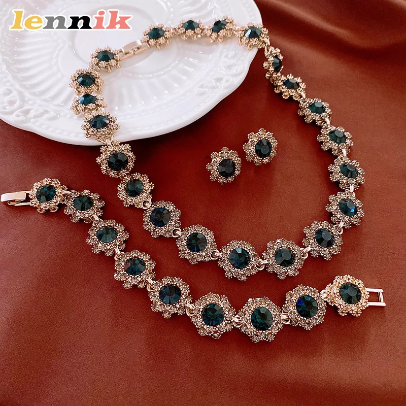 LENNIK Diamond-Embedded Flower Pattern Necklace - Luxury Elegant Collarbone Chain, Vintage Stylish Versatile Jewelry