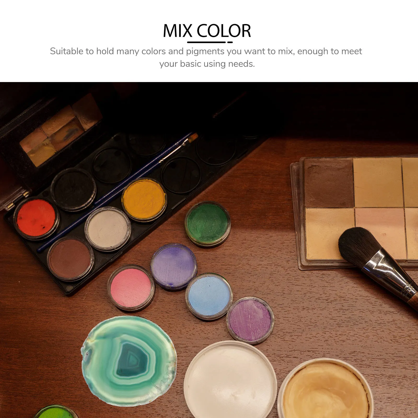 

1Pcs Manicure Tray Nail Art Color Plate Durable Practical Accessory for Professional Nail Lovers and Amateurs Mix Colors