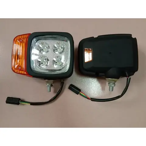 고품질 휠 굴삭기 LED 조합 램프 헤드램프(방향 지시등 조립 지게차 액세서리 포함)