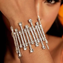 XSBODY Hollow Geometric Hand Bracelet for Bridal Baroque Wrist Jewelry Delicate Round Rhinestone Bangle Chain Party Jewelry Gift
