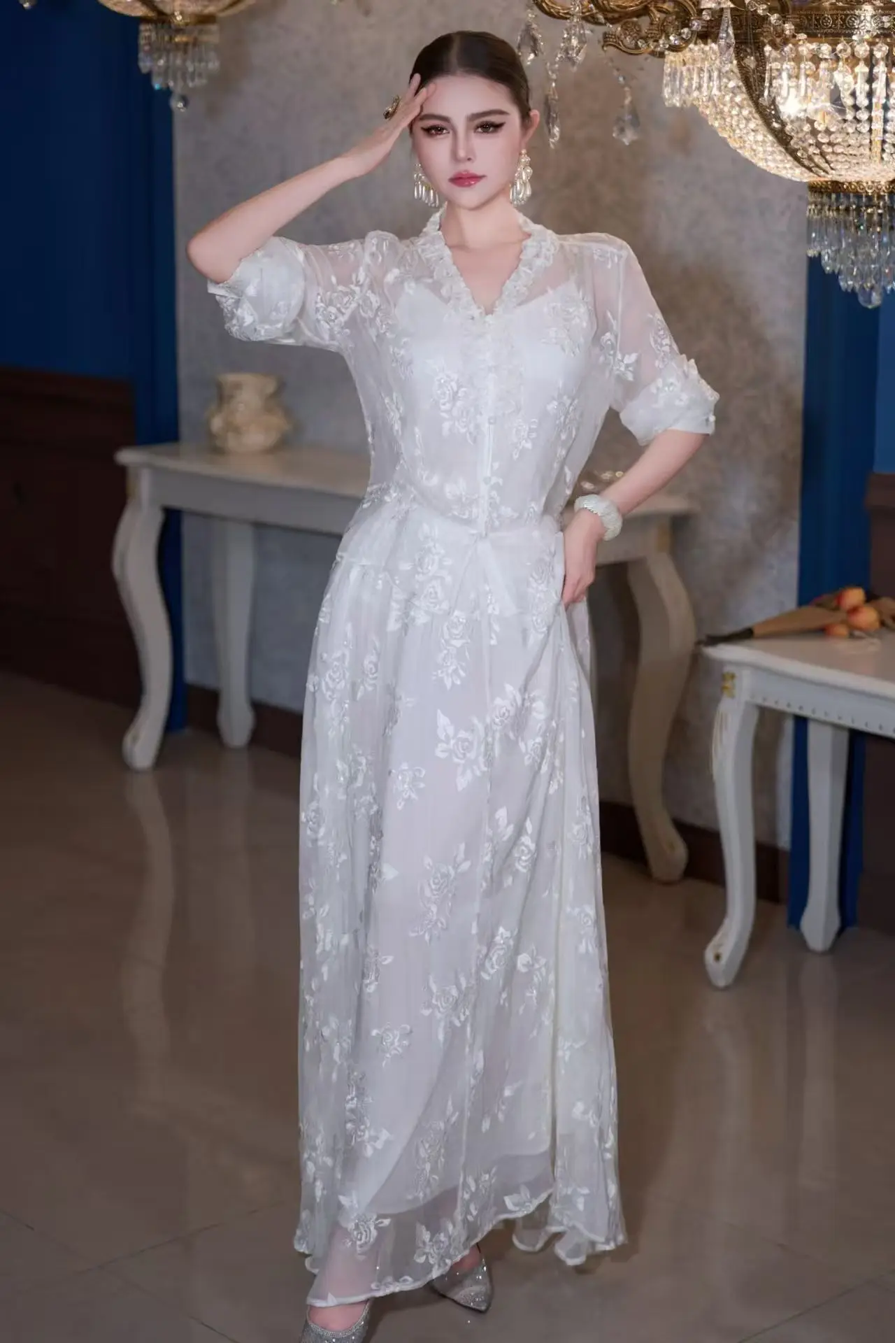 Exclusive Design Spring New V-neck Long sleeved Shirt+A-line Half Skirt Silk Fabric Embroidered Rose Women's 2-piece Set