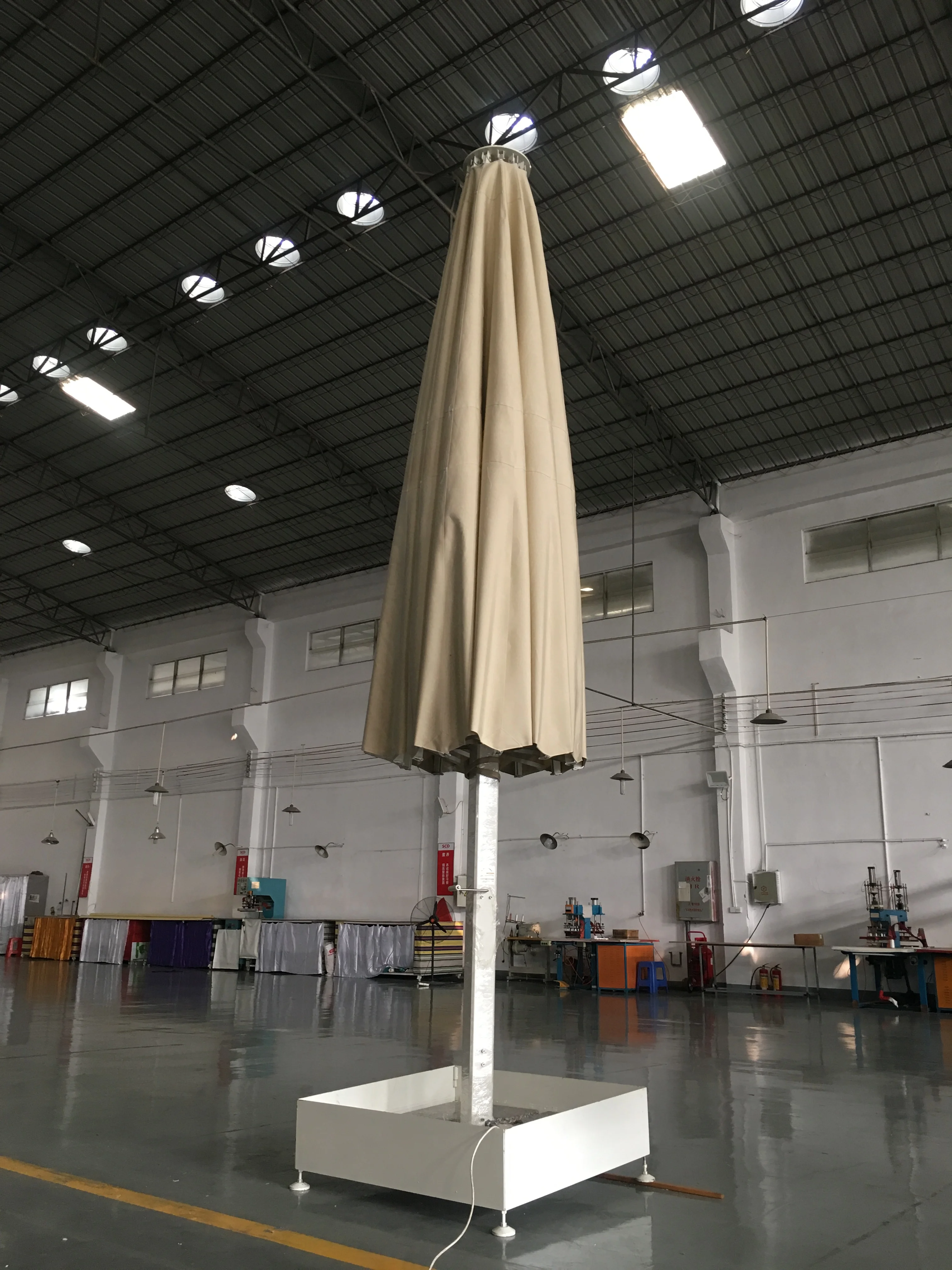 Maximum Diameter 7m Outdoor Multifunctional Aluminum Garden Parasol Deluxe Star Umbrella