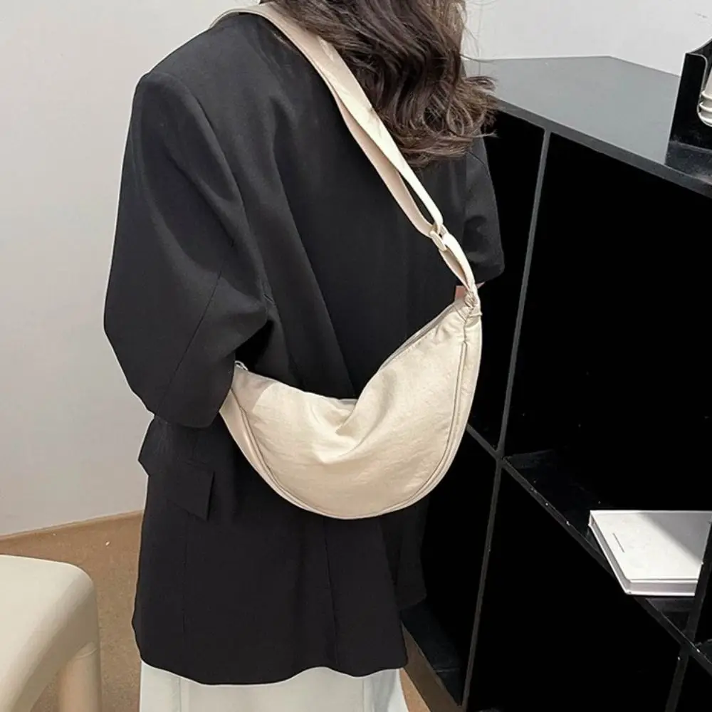 Simple Nylon Hobos Crossbody Bag Handbag Korean Style Half-moon Bag Commute Underarm Bag Single Shoulder Bags Girls