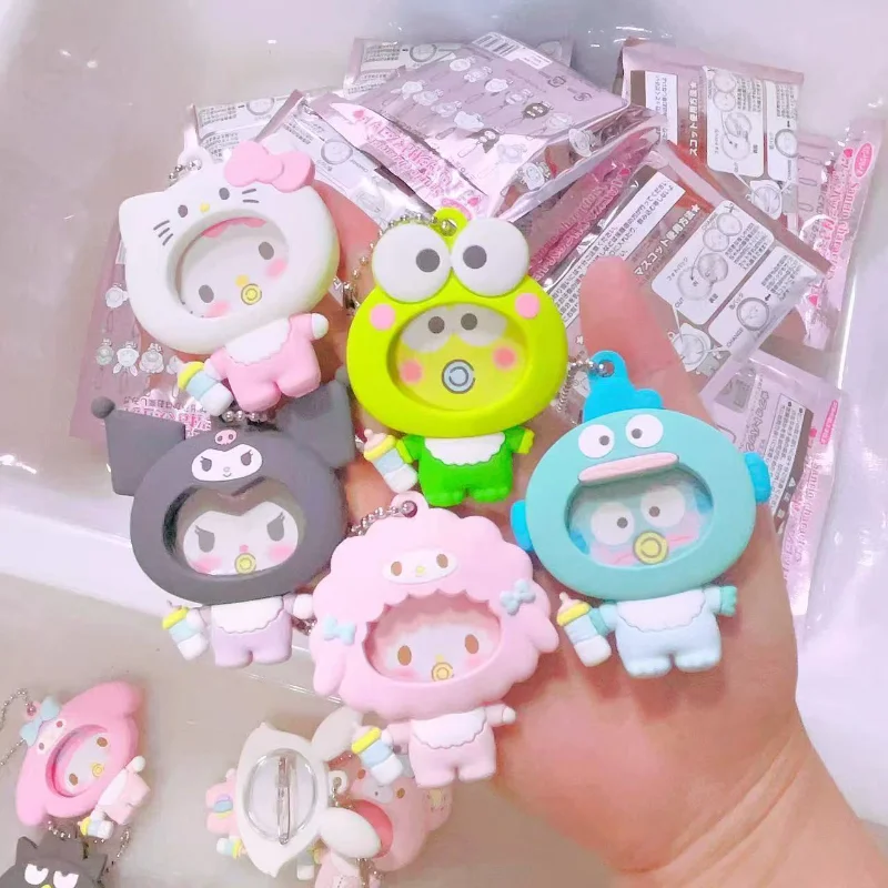 Gantungan Kunci Botol Susu Hello Kitty My Melody Blind Box Lucu Bergaya Kartun, Liontin Tas, Badge, Empeng, Mainan Trendi, Hadiah Liburan yang Menarik