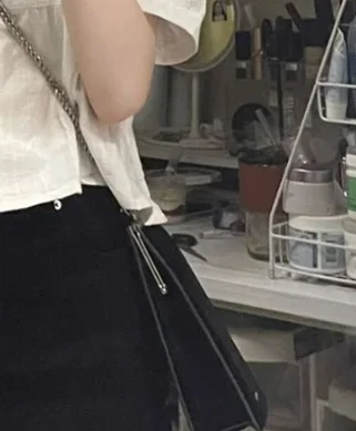 

Новая тонкая укороченная блузка с воротником Питер Пэн, уникальная, в западном стиле, приталенная, французская, изысканная, универсальная