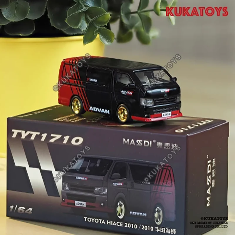 MASSDI 1/64 scale HIACE van WuHuang Cat alloy car model adult boys Toy collectibles static finished ornaments