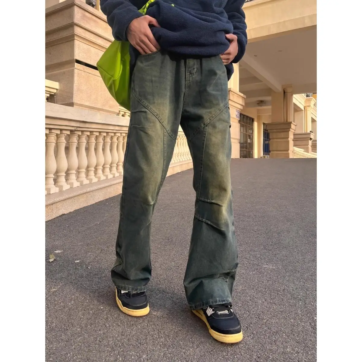 

Retro American High Street Distressed Denim Jeans Men's Loose Micro Flared Drapey Clean Fit Slimming Long Trousers