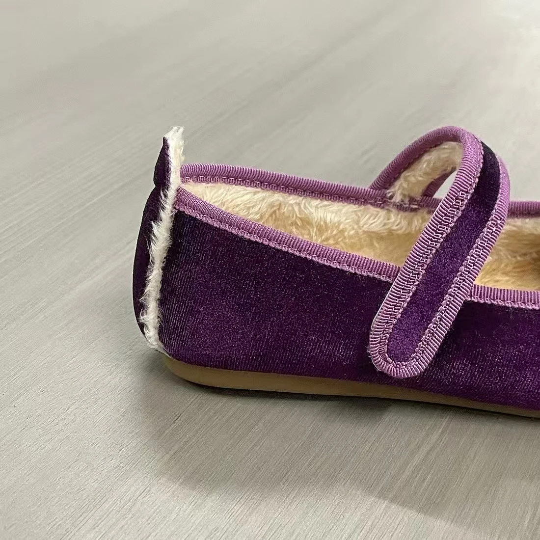 Herzförmige Prinzessinnenschuhe, flache Schuhe zum Anziehen, für Reisen, Camping, Auftritte, Mädchenschuhe, Weihnachtsgeschenk – Detail 12