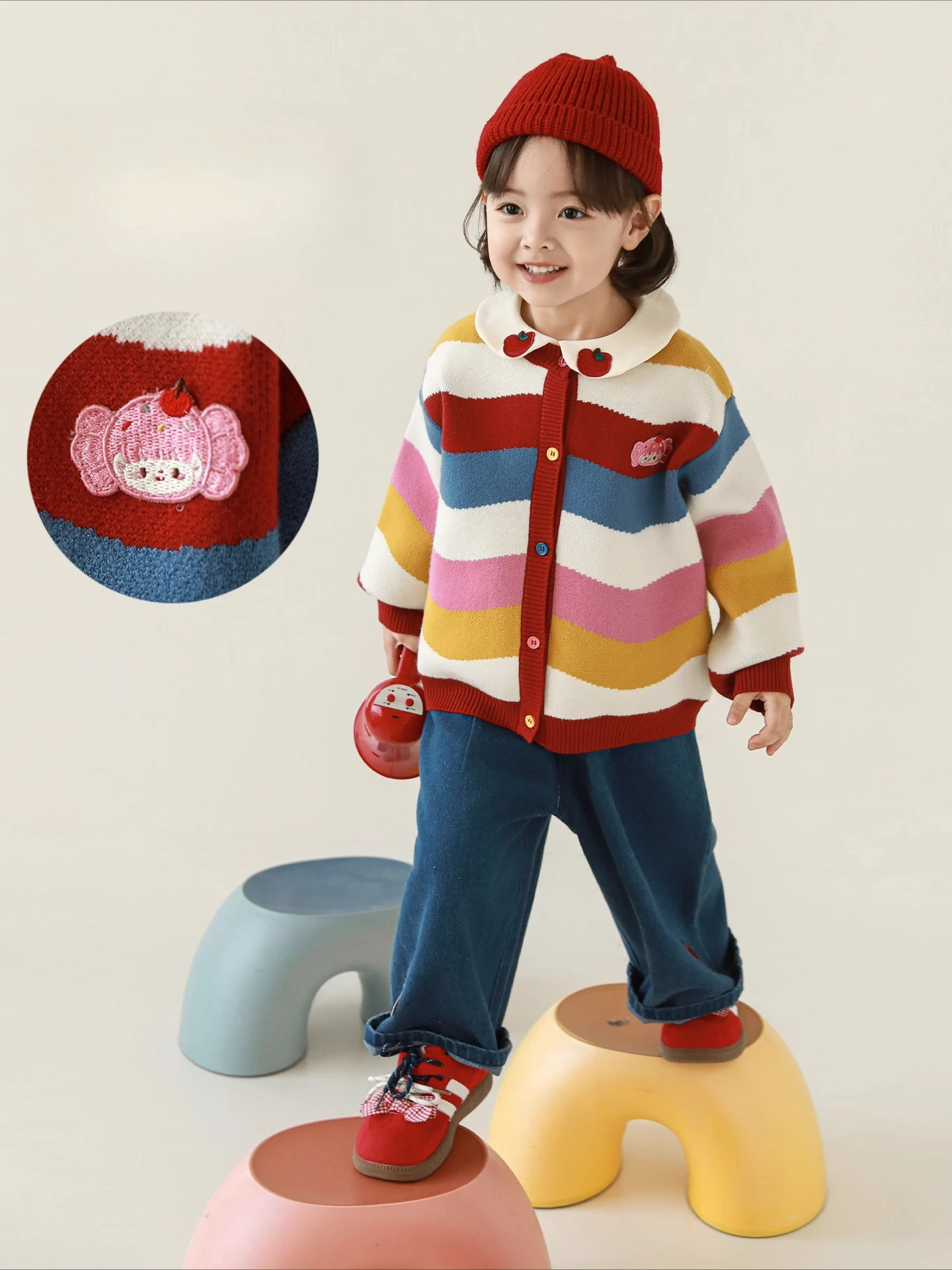 

Свитер Rainbow для девочек 2025 года QuantumLock ™ Цветной подъемник настроения ™ Эко Шелк ™ Термовязаный рождественский волшебный подарок для детей 1-7 лет