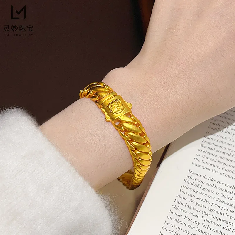 

Ancient gold 9999 24K real gold lion awakening three horsewhip bracelet wide frosted boss Cuban chain domineering gift boyfriend