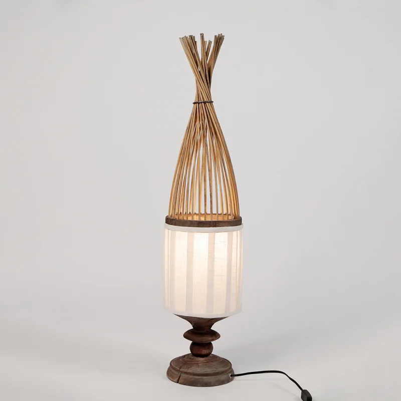 Hand woven wooden bamboo silk craft floor lamp pastoral warm homestay decorative lamps