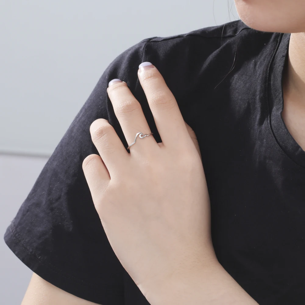 Lucktune Einfache Meereswellen-Ringe für Frauen, Edelstahl, trendige geometrische Ozean-Surf-Fingerringe, Schmuck, Hochzeit, Muttergeschenke – Detail 19