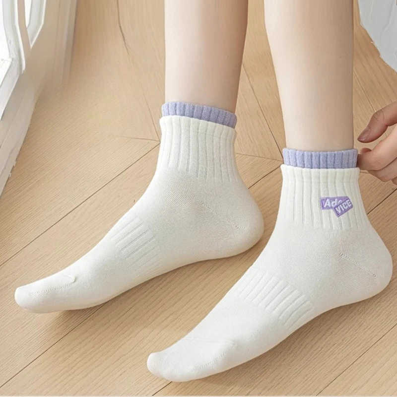 

8 пар женских хлопковых коротких носков для весны и лета, спортивный стиль, белые носки для студентов, комплект для женщин, взрослые носки с нескользящей подошвой, чулочно-носочные изделия