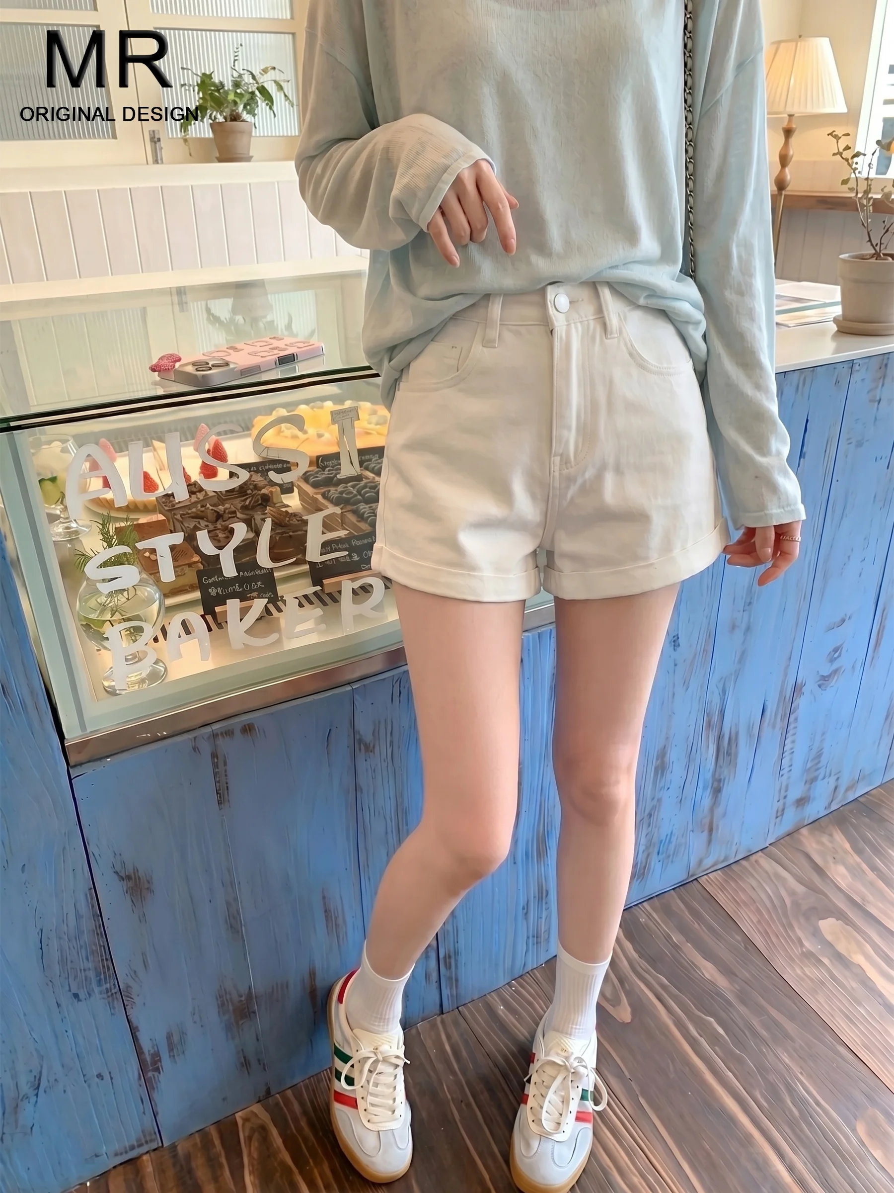 High Waist Cuffed Denim Shorts Women's Summer Slimming Washed out Distressed American Style Casual High Waist Shorts