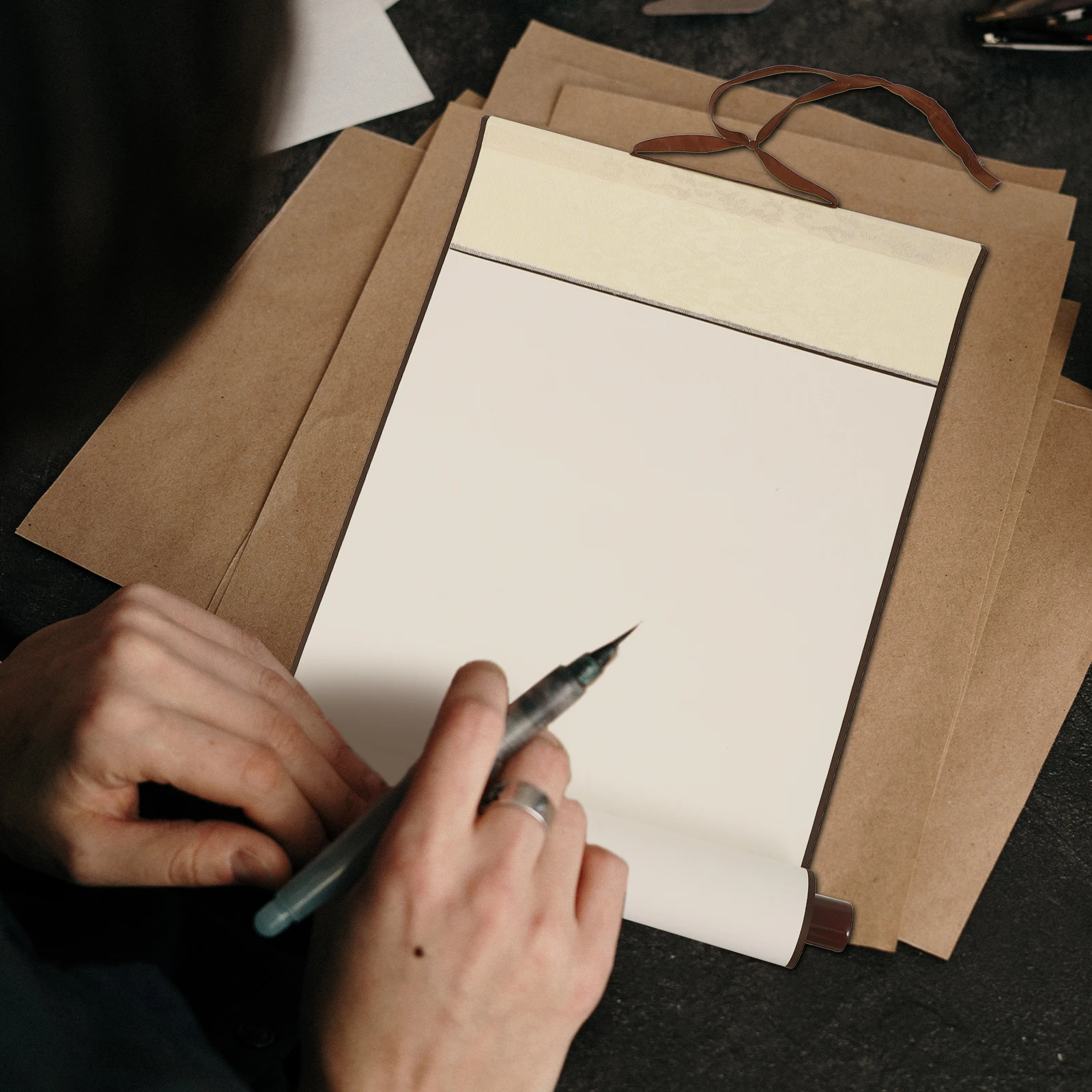 

Blank Scroll Paper Chinese Calligraphy Painting Scroll Lightweight Portable Hanging Rice Paper Art Supplies Beginner Advanced