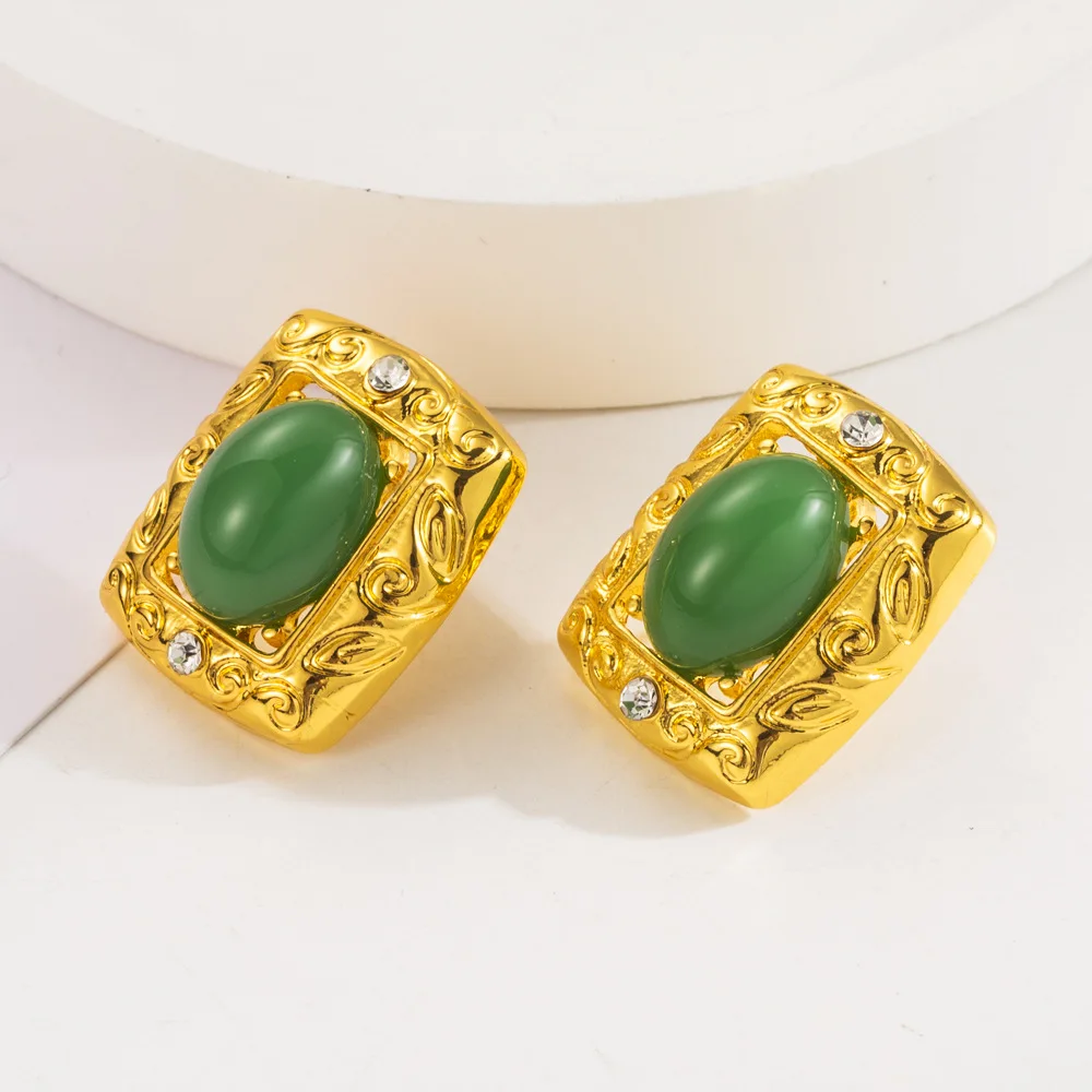 Simple Medieval Tem…