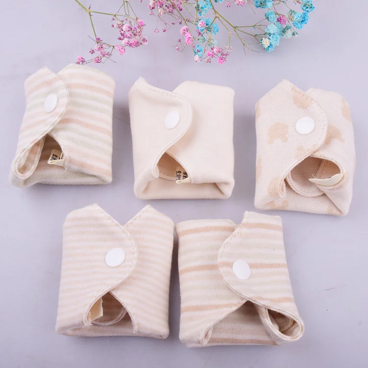 5pcs Reusable Sanitary Pads Washable Cotton Cloth Menstrual Pads Liner Incontinence Napkins Towel for Lady Random Pattern