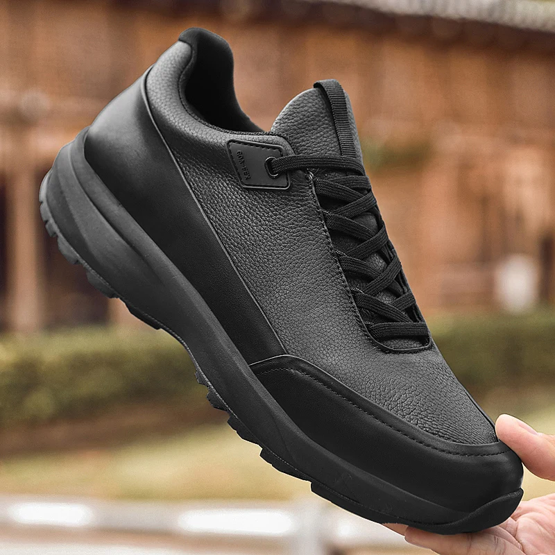 2026 Professional Men Outdoor Sports Shoes Black Leather Trail Running Shoes Mens Good Quality Walking Shoes Man Anti Slip Snea