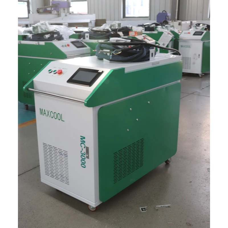 Maxcool Laserowa maszyna czyszcząca 2000W 3000W Laserowa maszyna do usuwania rdzy do tlenku farby Olej Metal Aluminium Czysta certyfikat CE