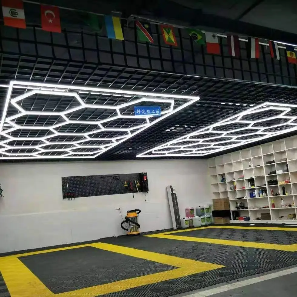 The Hive and Spider Shaped Led Ceiling Light for Car Wash Car Care Booth