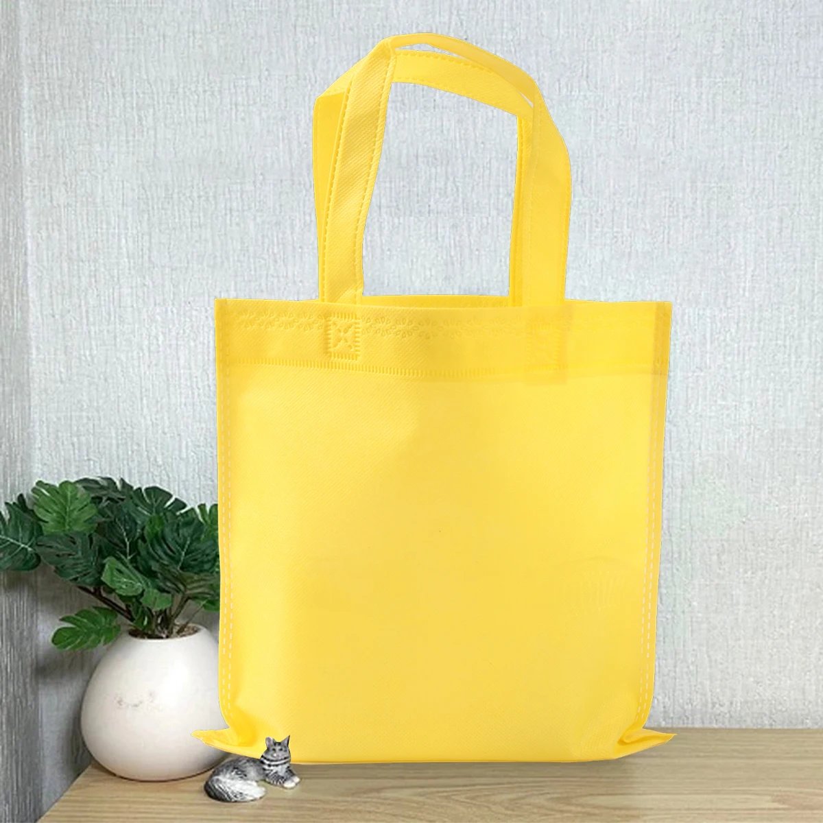 5pcs 25*25cm Pure Color Non-woven Fabric Shopping Bag Large Capacity Handbag Bag Waterproof Folding Eco-friendly Storage Bag