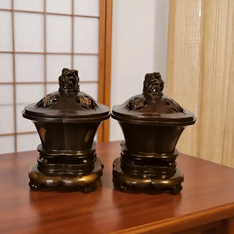 Classical from the Ming and Qing dynasties, small for home use, antique bronze incense burners,