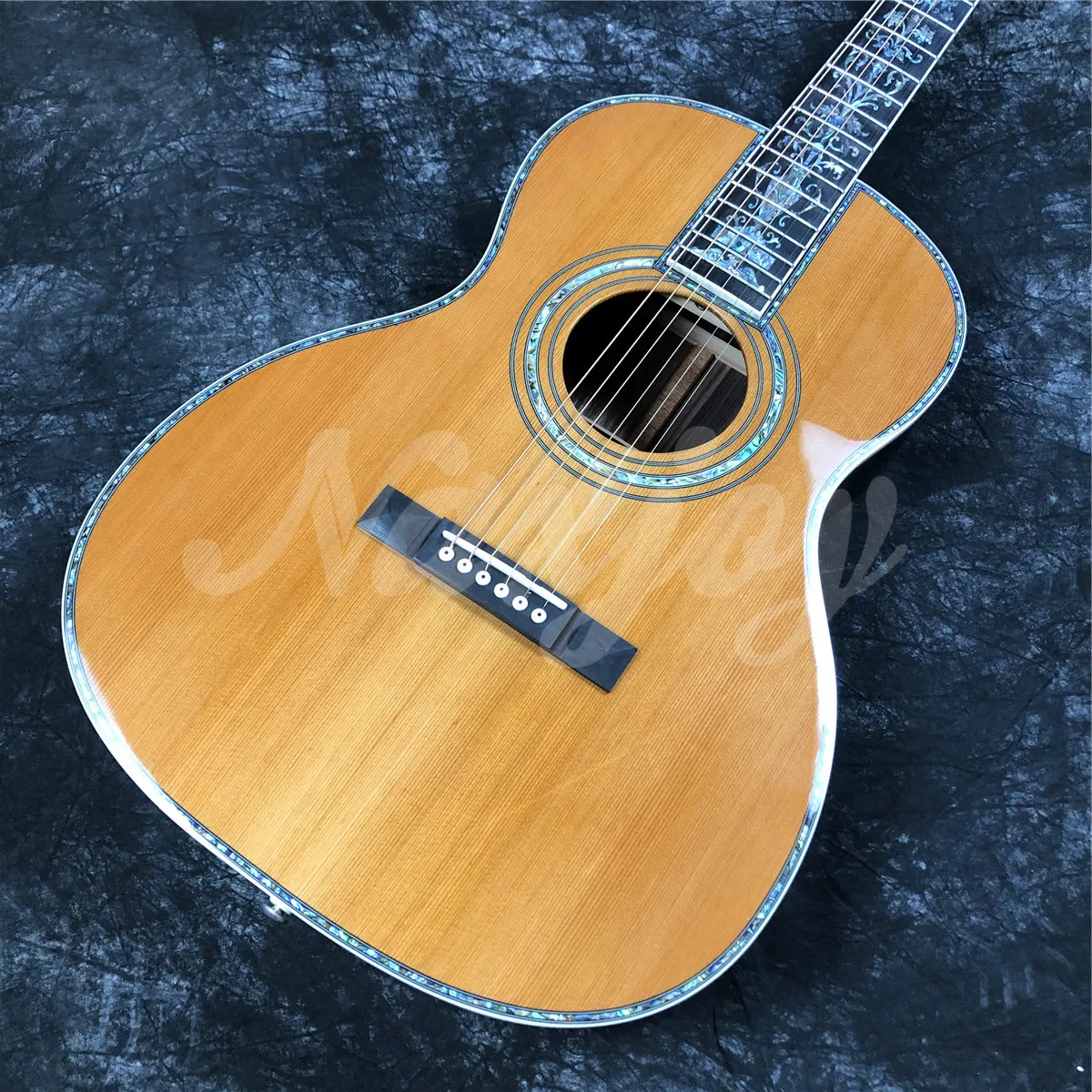 39 Inches ooo Type Solid Cedar Top Acoustic Guitar Abalone Inlays Rosewood Body Ebony Fingboard Guitar